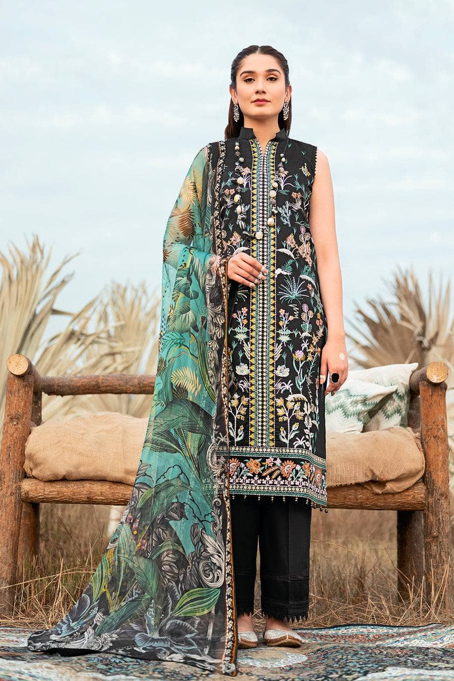 img_ramsha_riwayat_lawn_23_awwal_boutique
