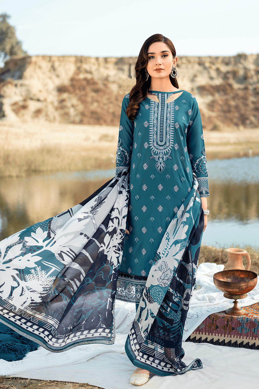img_ramsha_riwayat_lawn_23_awwal_boutique