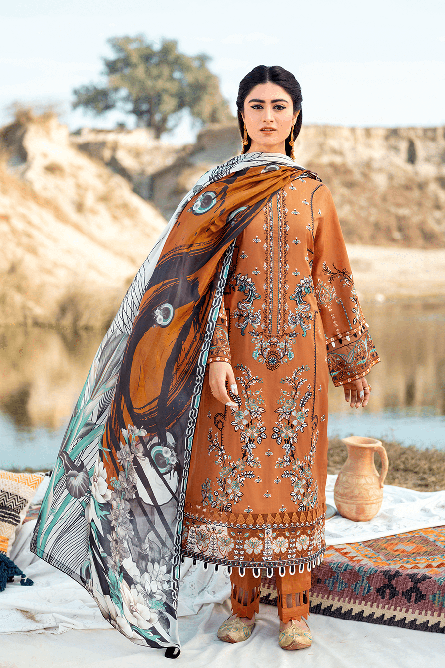 img_ramsha_riwayat_lawn_23_awwal_boutique
