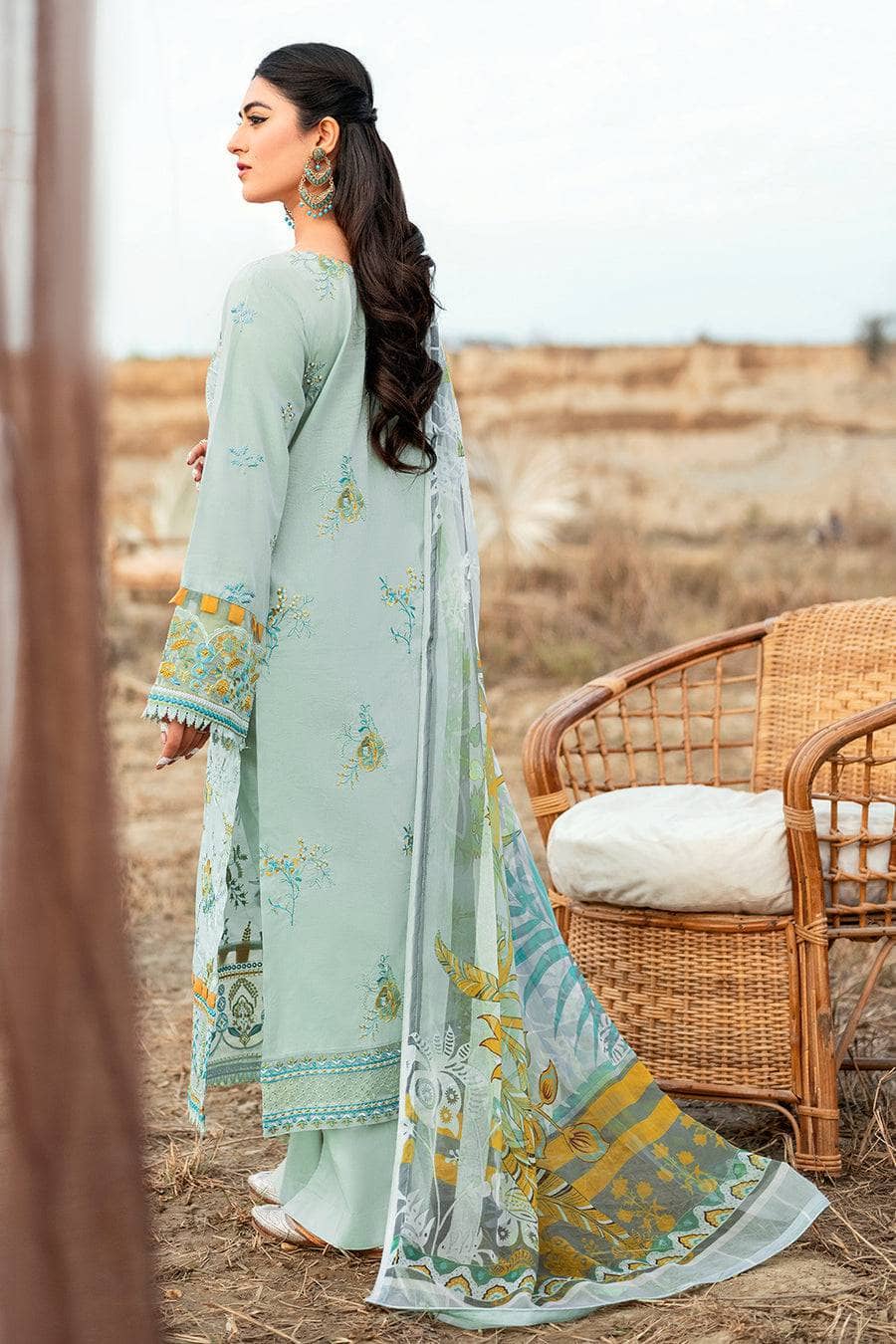 img_ramsha_riwayat_lawn_23_awwal_boutique