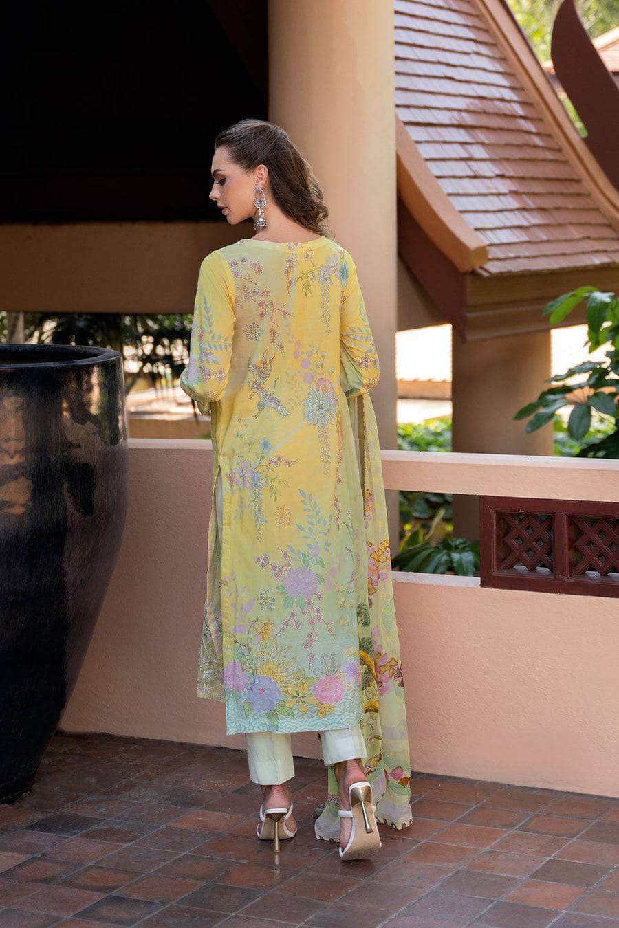 img_ramsha_ghazal_lawn_awwal_boutique