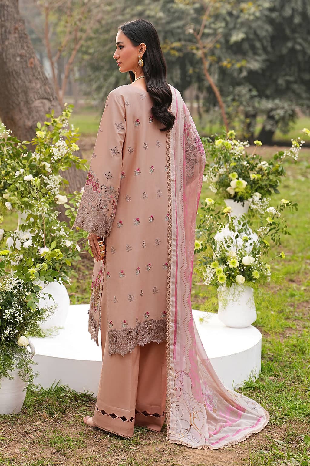 ing_ramsha_ghazal_lawn_awwal_boutique