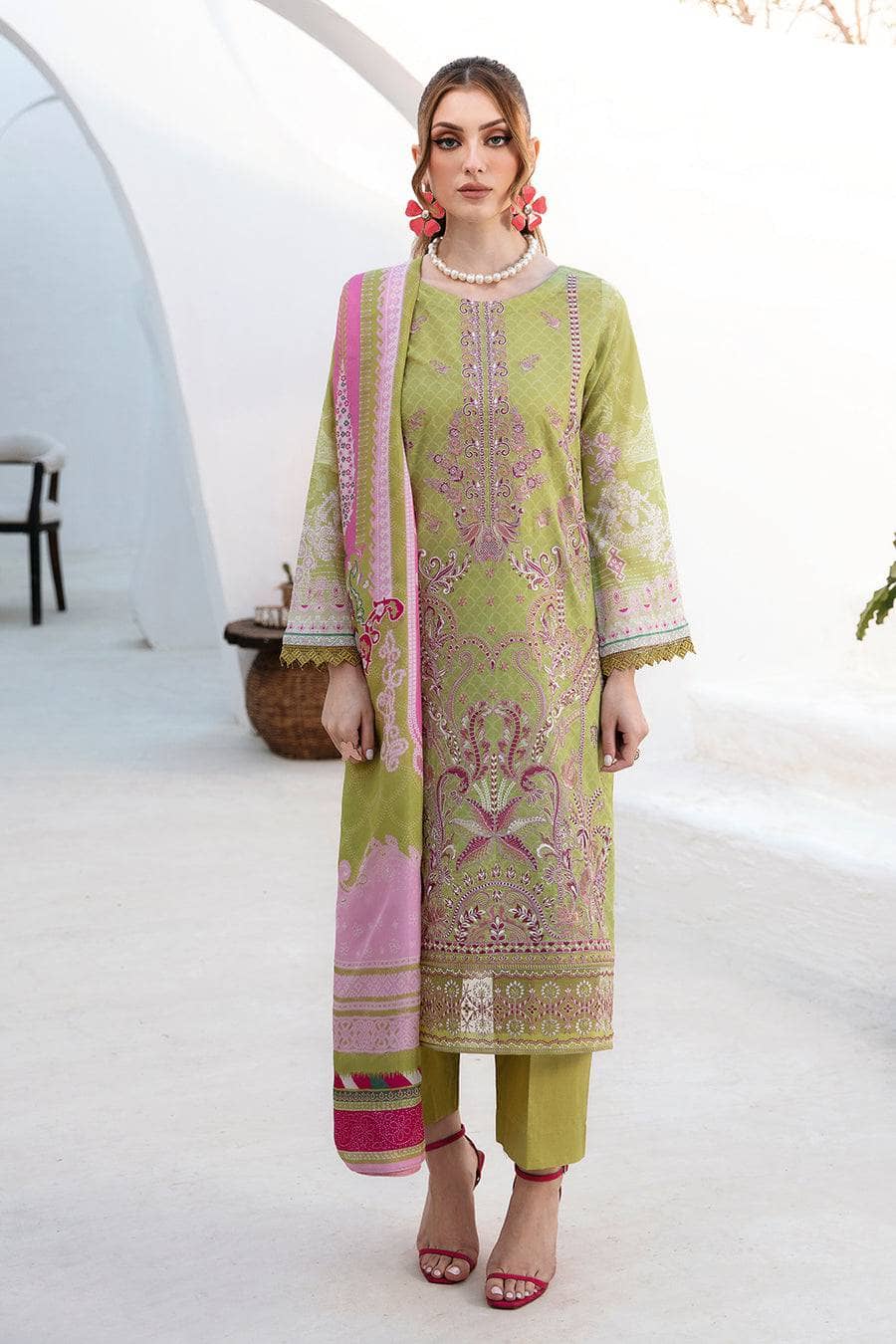 img_ramsha_ghazal_lawn_awwal_boutique