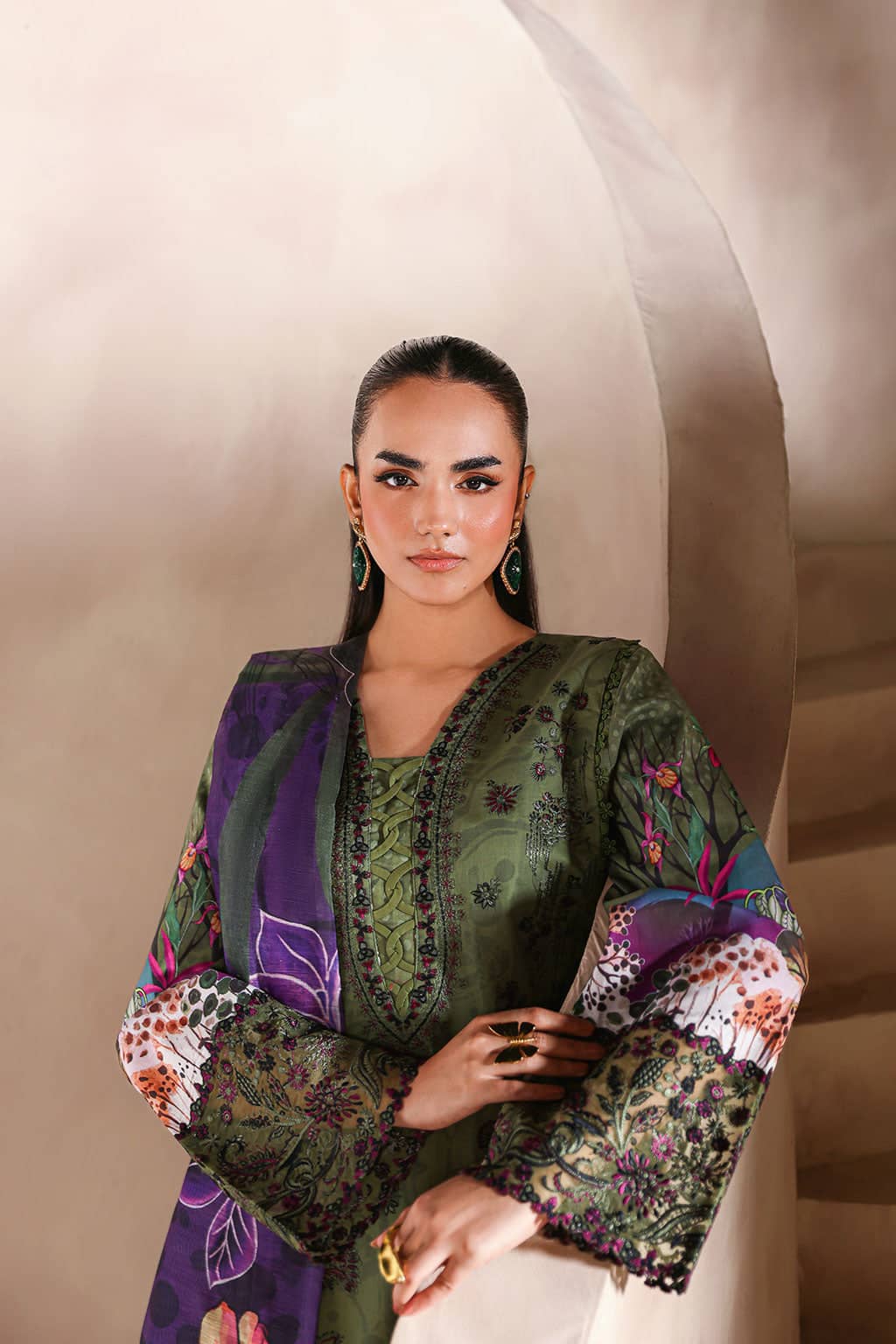 Mashaal Lawn by Ramsha Vol 15/Munark Dupatta L-1512