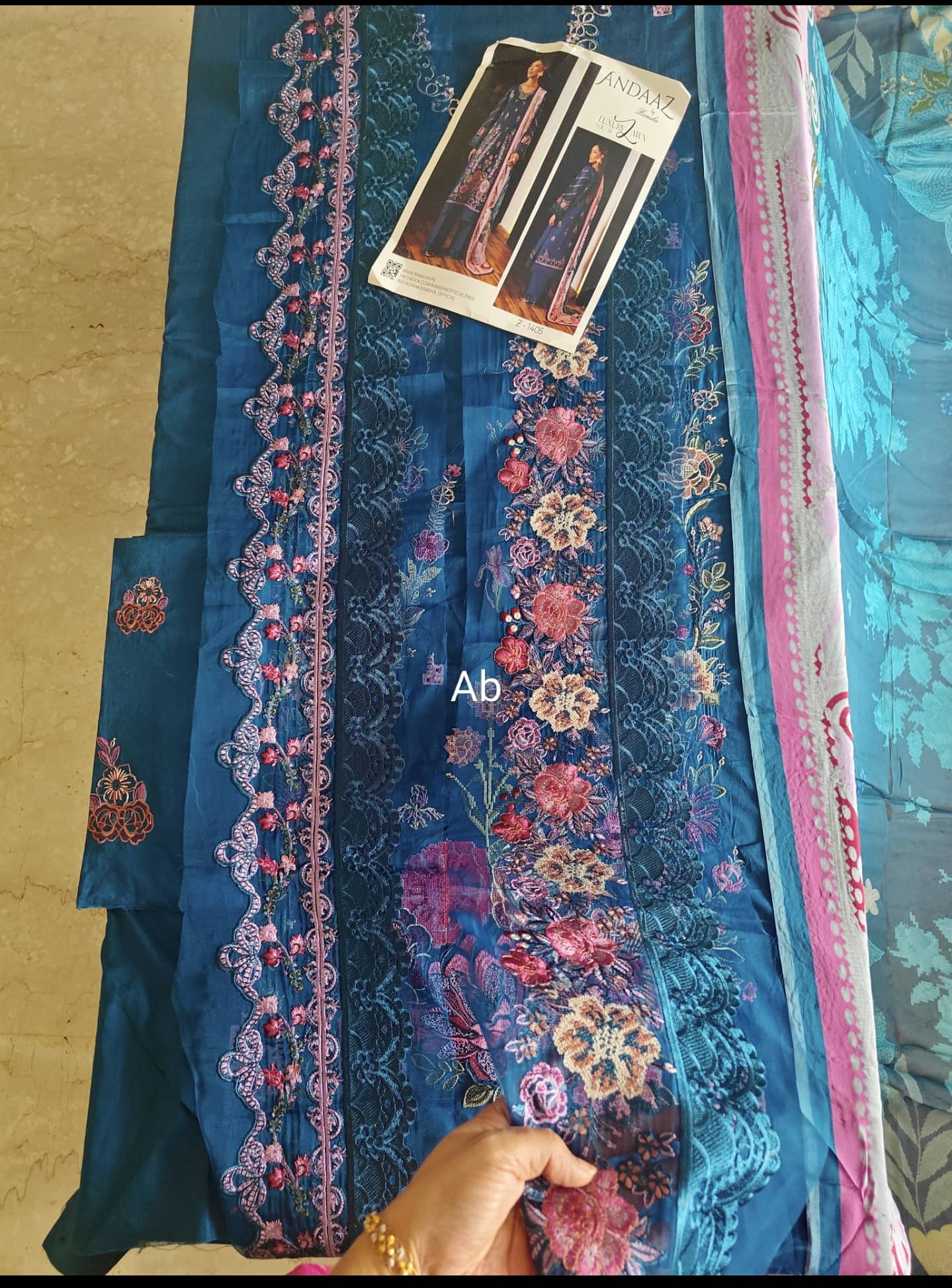 img_ramsha_andaz_lawn_awwal_boutique