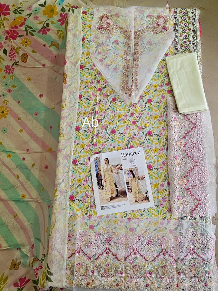 Open Pic/Ramsha Rangrez Lawn 25