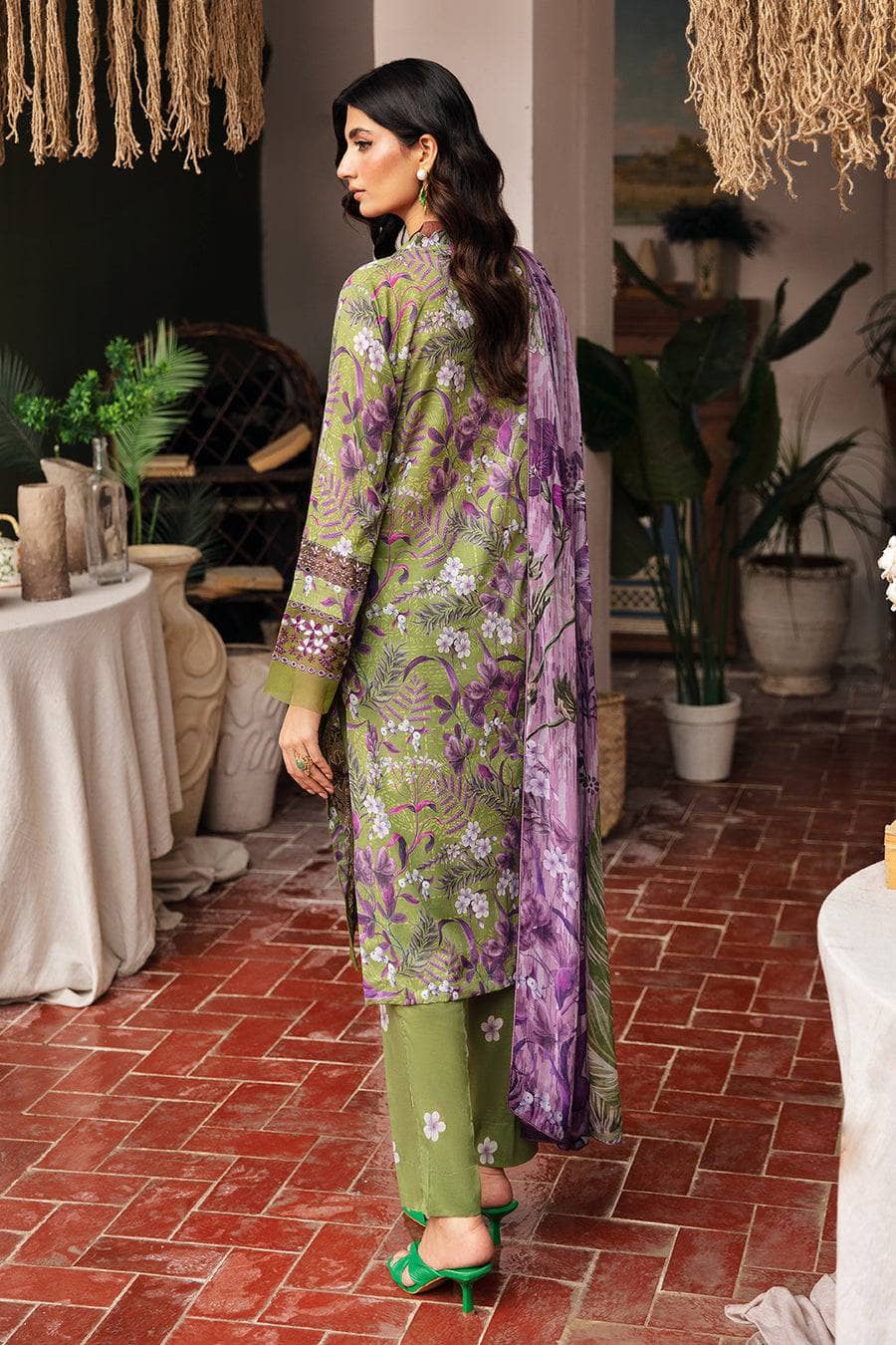img_ramsha_rangrez_lawn_24_awwal_boutique