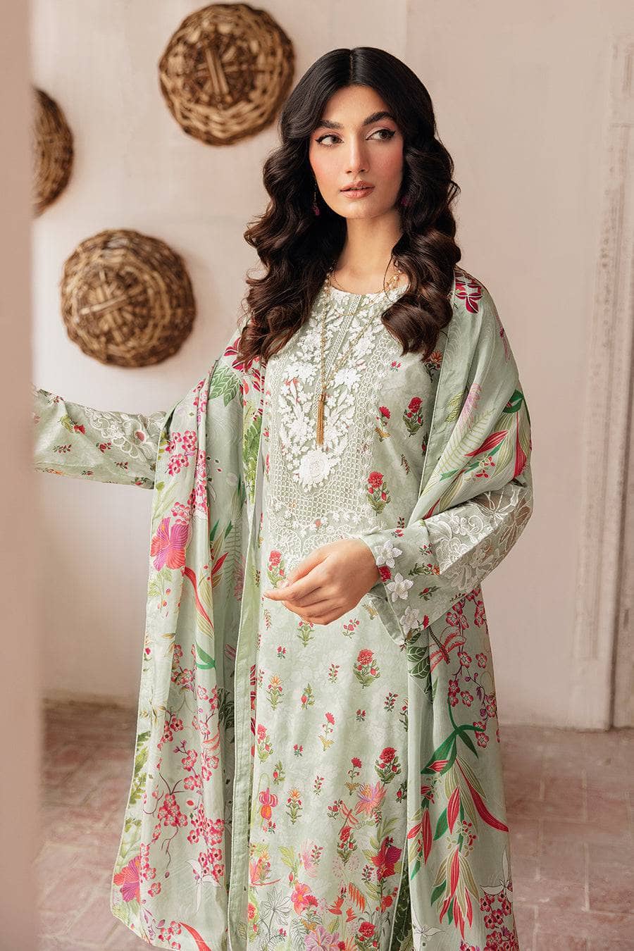 img_ramsha_rangrez_lawn_24_awwal_boutique
