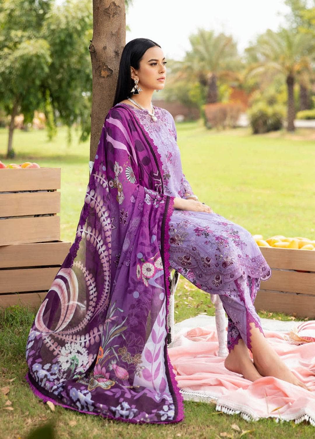 img_ramsha_rangrez_lawn_25_awwal_boutique