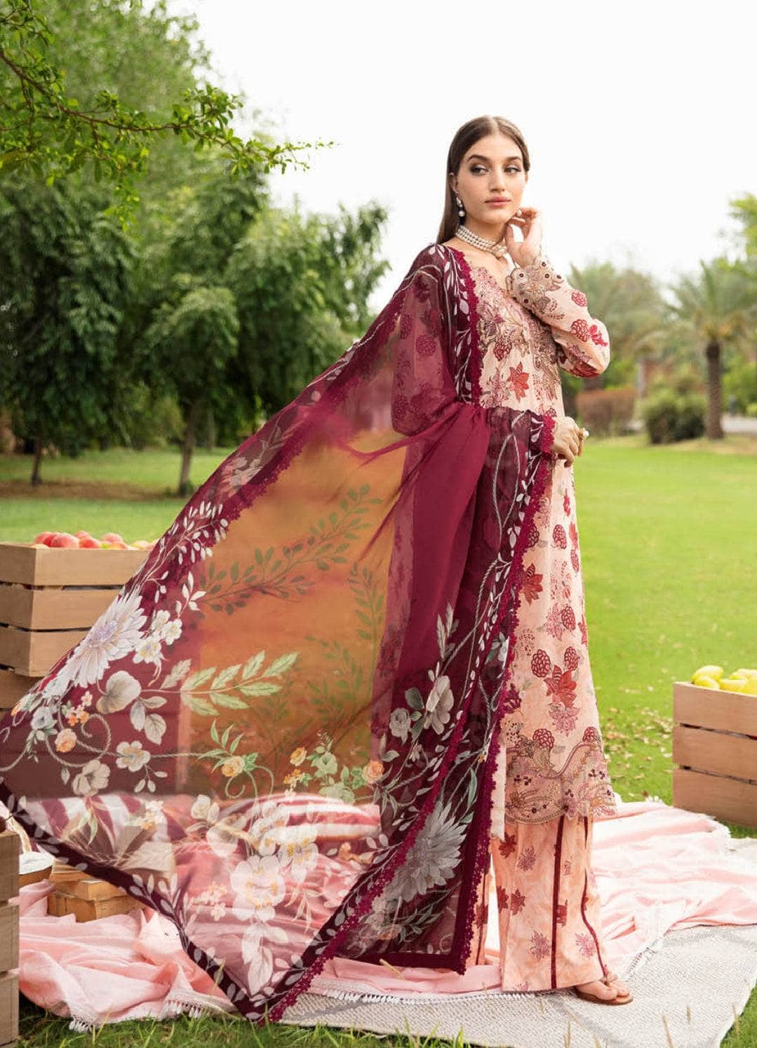 img_ramsha_rangrez_lawn_25_awwal_boutique