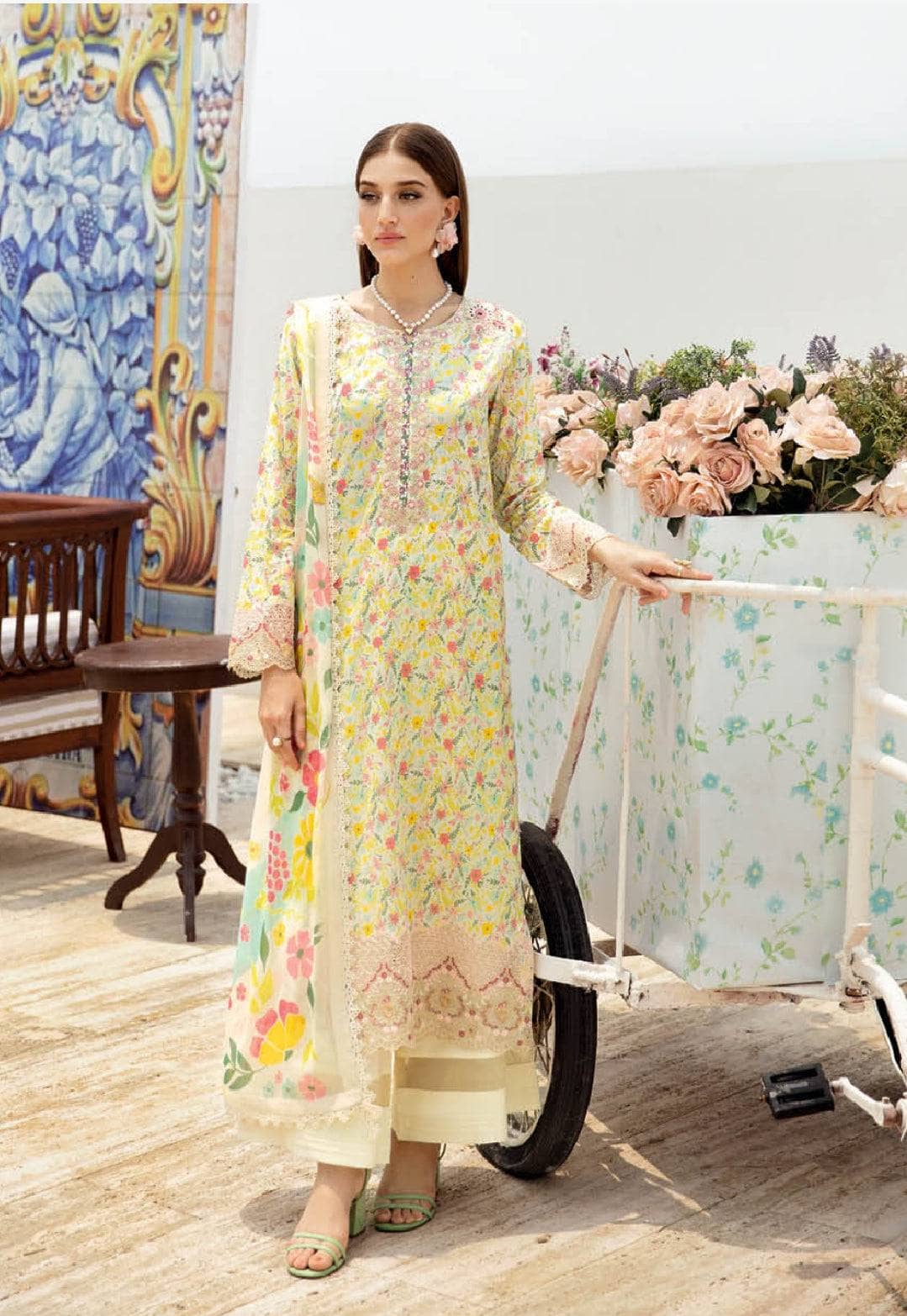 img_ramsha_rangrez_lawn_25_awwal_boutique
