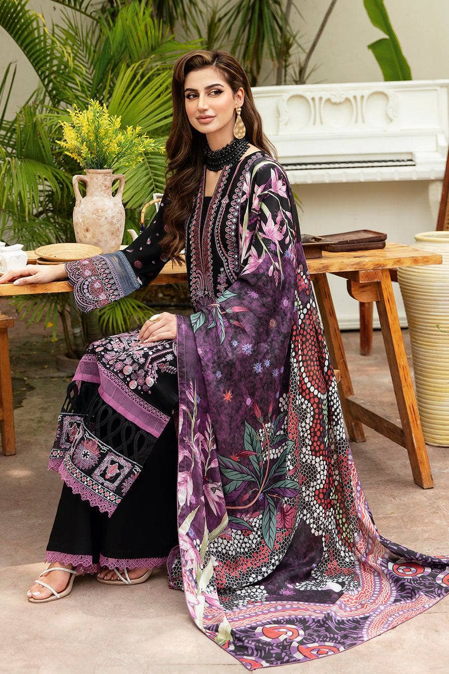 img_ramsha_riwayat_lawn_24_awwal_boutique