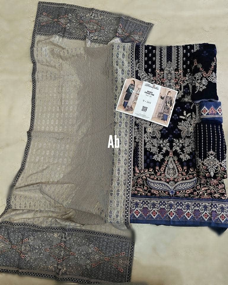 img_ramsha_velvet_awwal_boutique