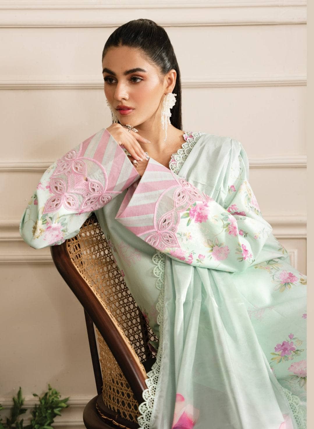 img_rang_rasiya_lawn_awwal_boutique