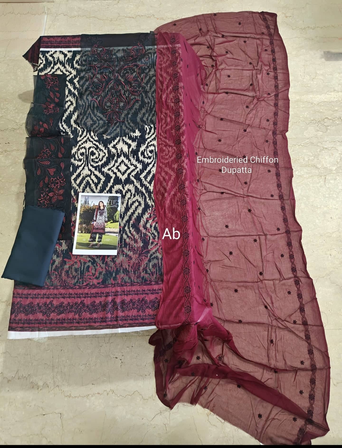 img_rang_rasiya_lifestyle_awwal_boutique