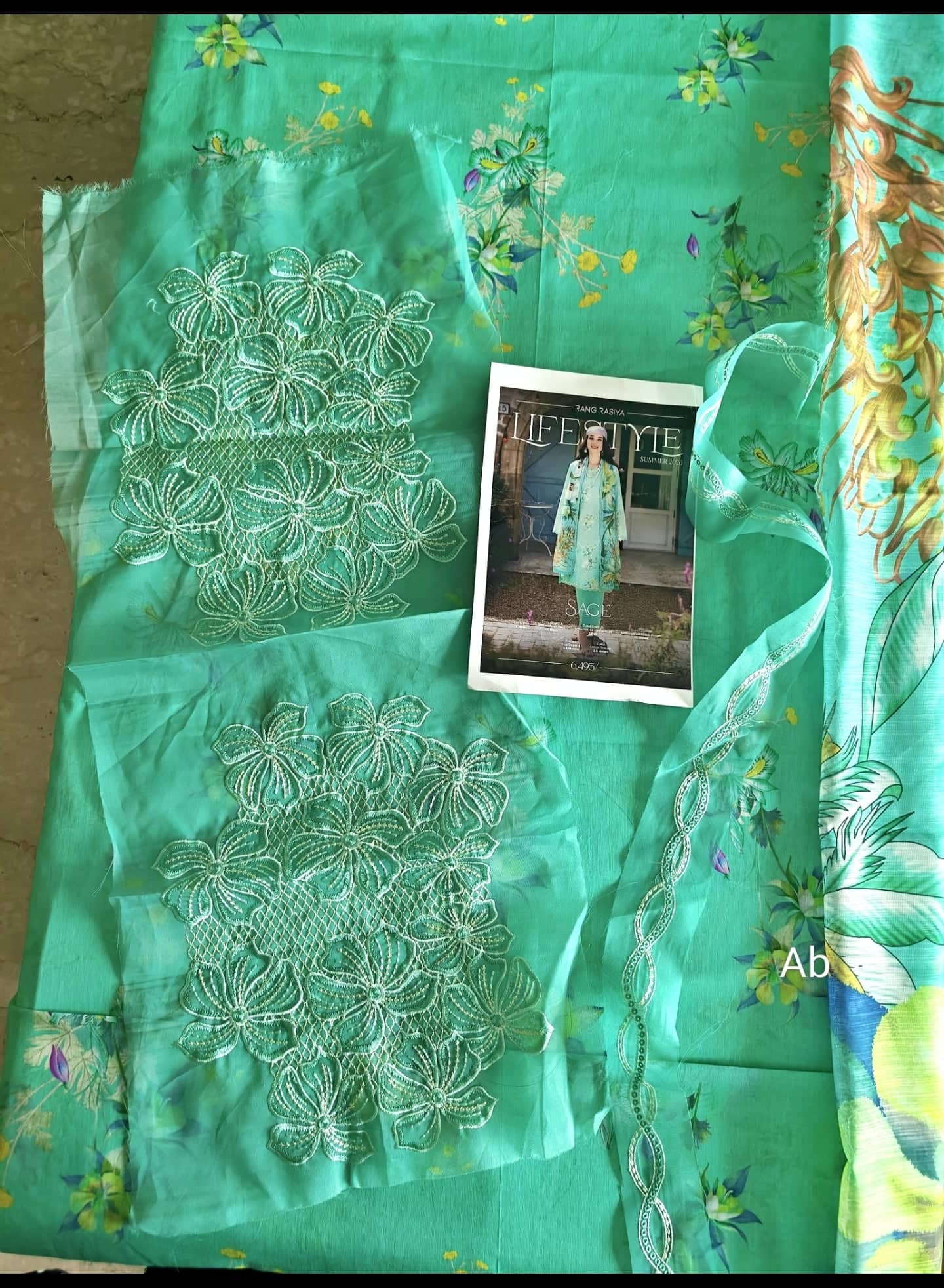 Open Pic/Rang Rasiya Lifestyle 26/Sage/Sea Foam