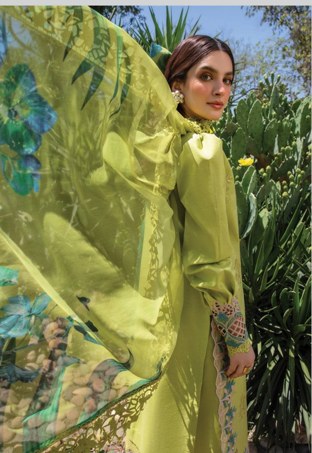 img_rang_rasiya_lawn_carnation_24_awwal_boutique