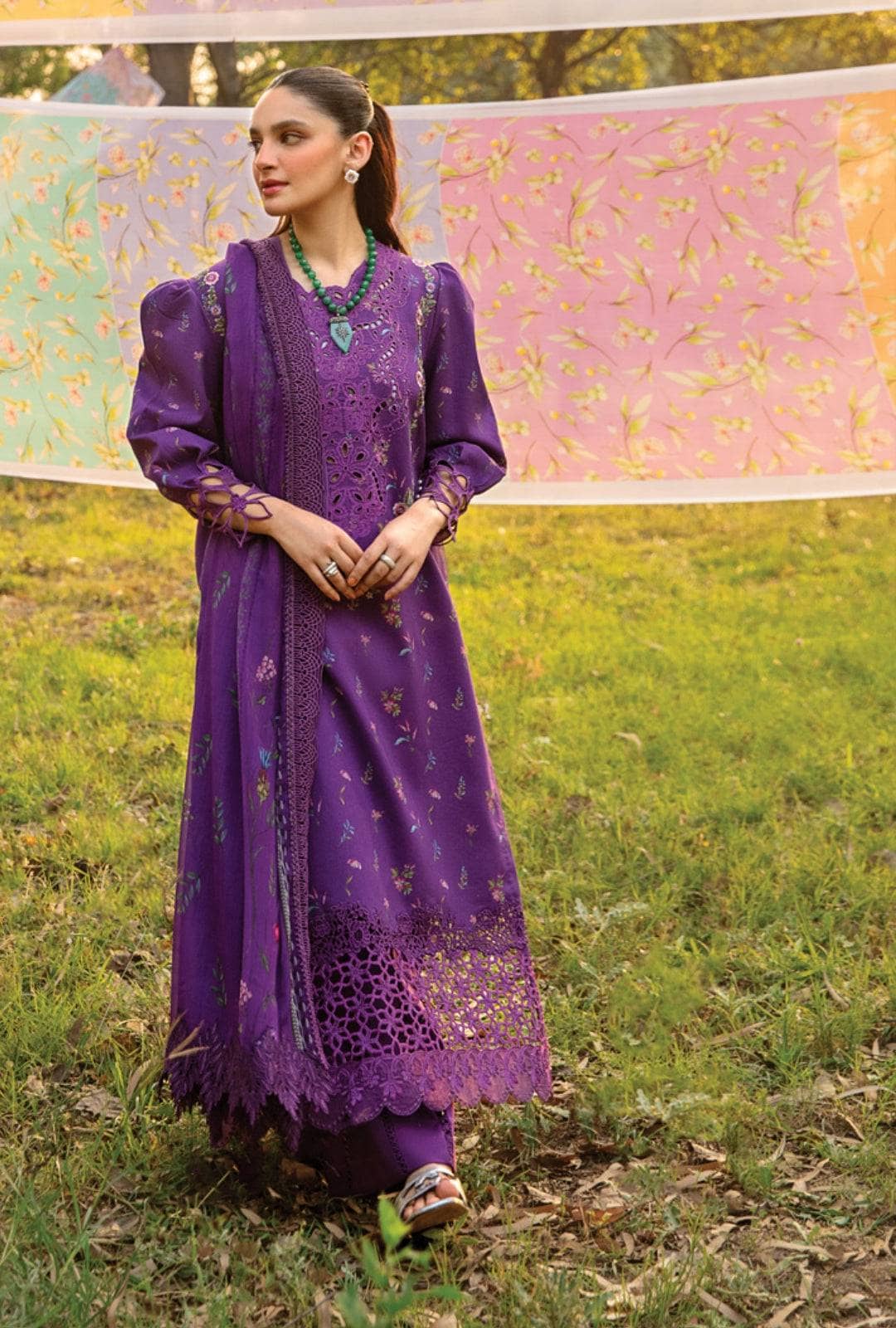 img_rang_rasiya_lawn_carnation_24_awwal_boutique