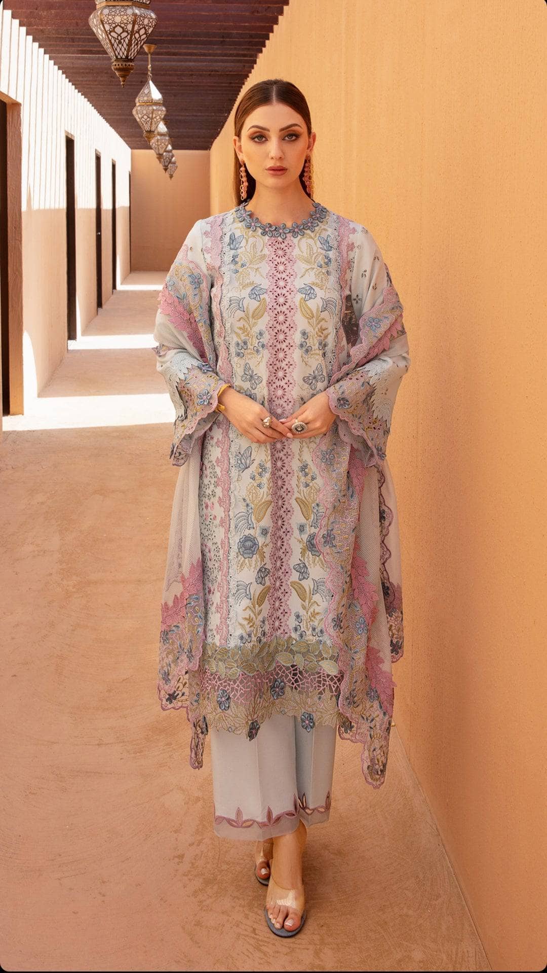 img_rang_rasiya_premium_lawn_24_awwal_boutique