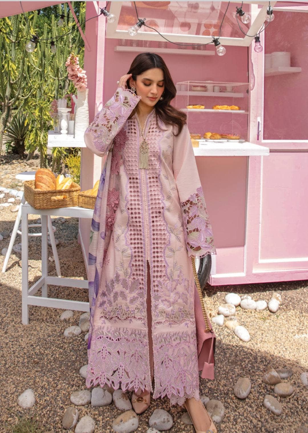 img_rang_rasiya_lawn_carnation_24_awwal_boutique