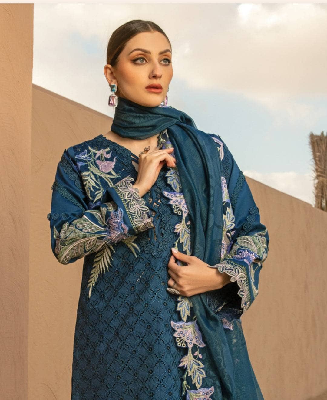 img_rang_rasiya_premium_lawn_24_awwal_boutique