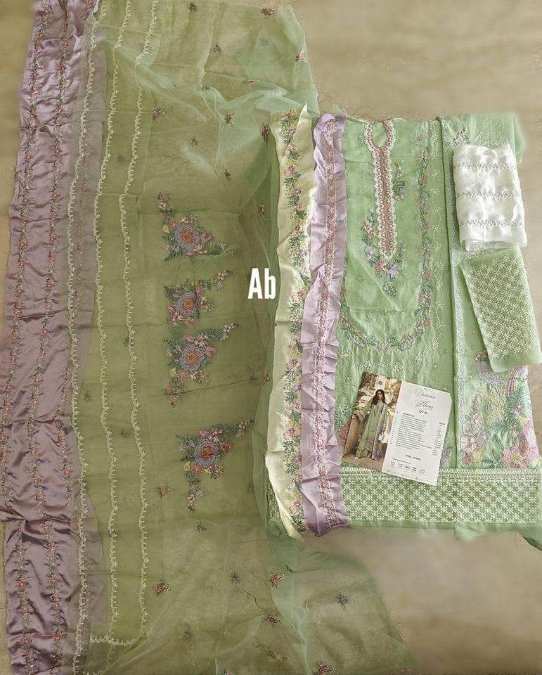 img_reoublic_womans_wear-awwal_boutique