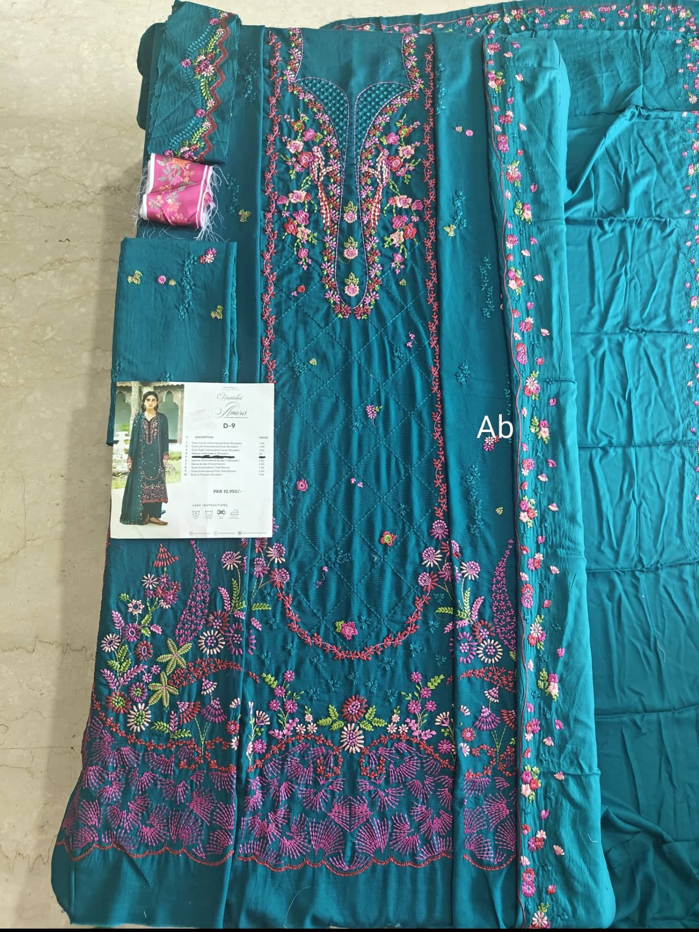 img_republic_womens_wear_awwal_boutique