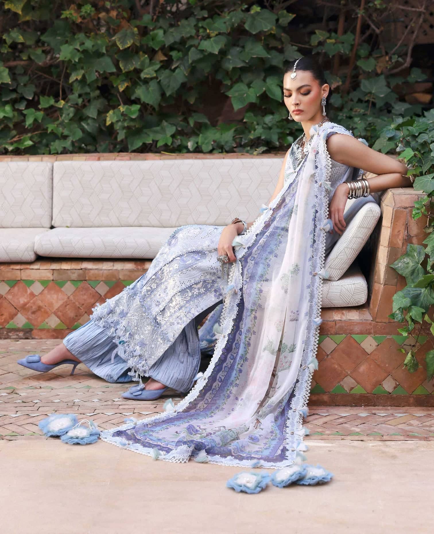 img_republic_womens_wear_reine_awwal_boutique