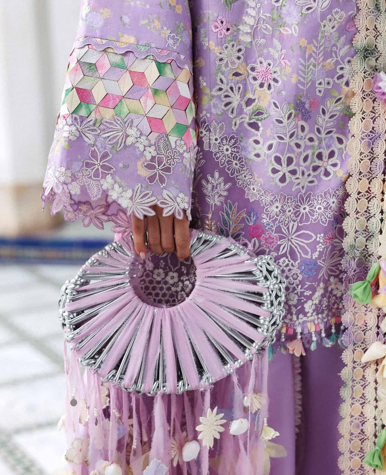 img_republic_womens_wear_reine_awwal_boutique