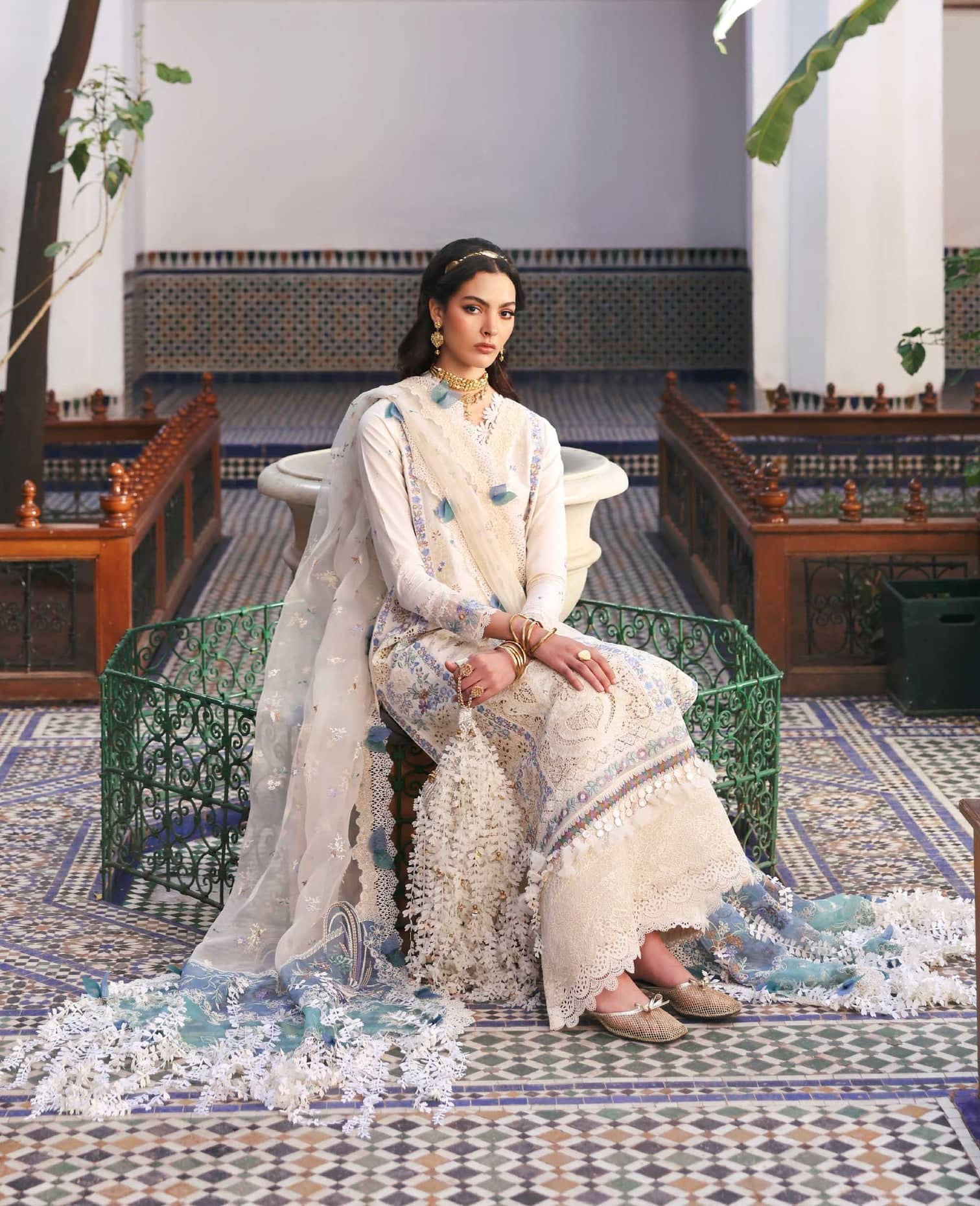 img_republic_womens_wear_reine_awwal_boutique