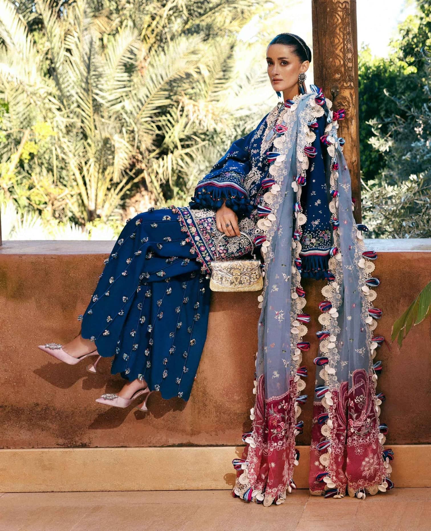 img_republic_womens_wear_reine_awwal_boutique