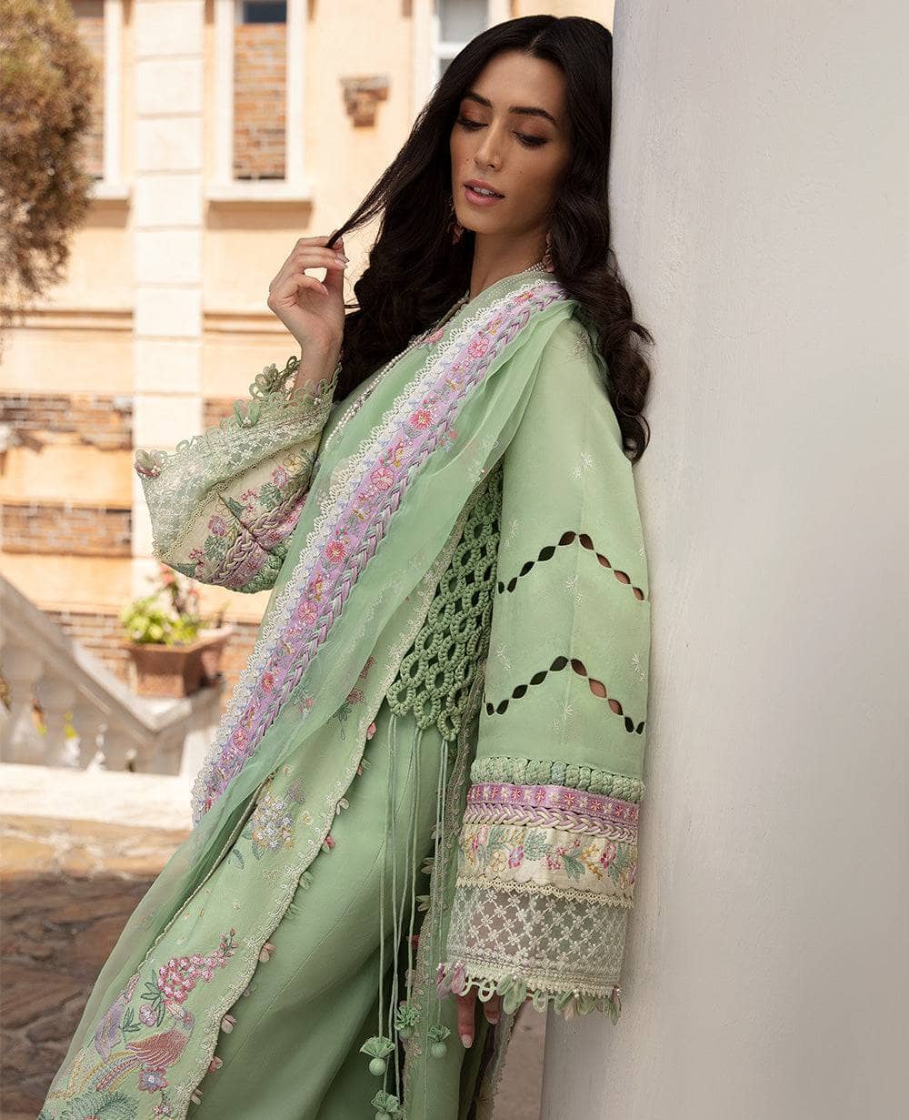 img_republic_womenswear_lawn_24_awwal_boutique
