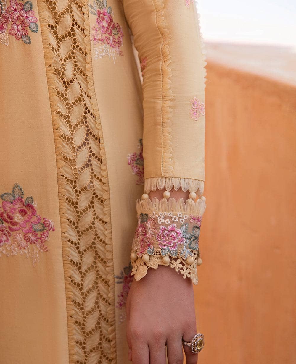 img_republic_womenswear_lawn_23_awwal_boutique