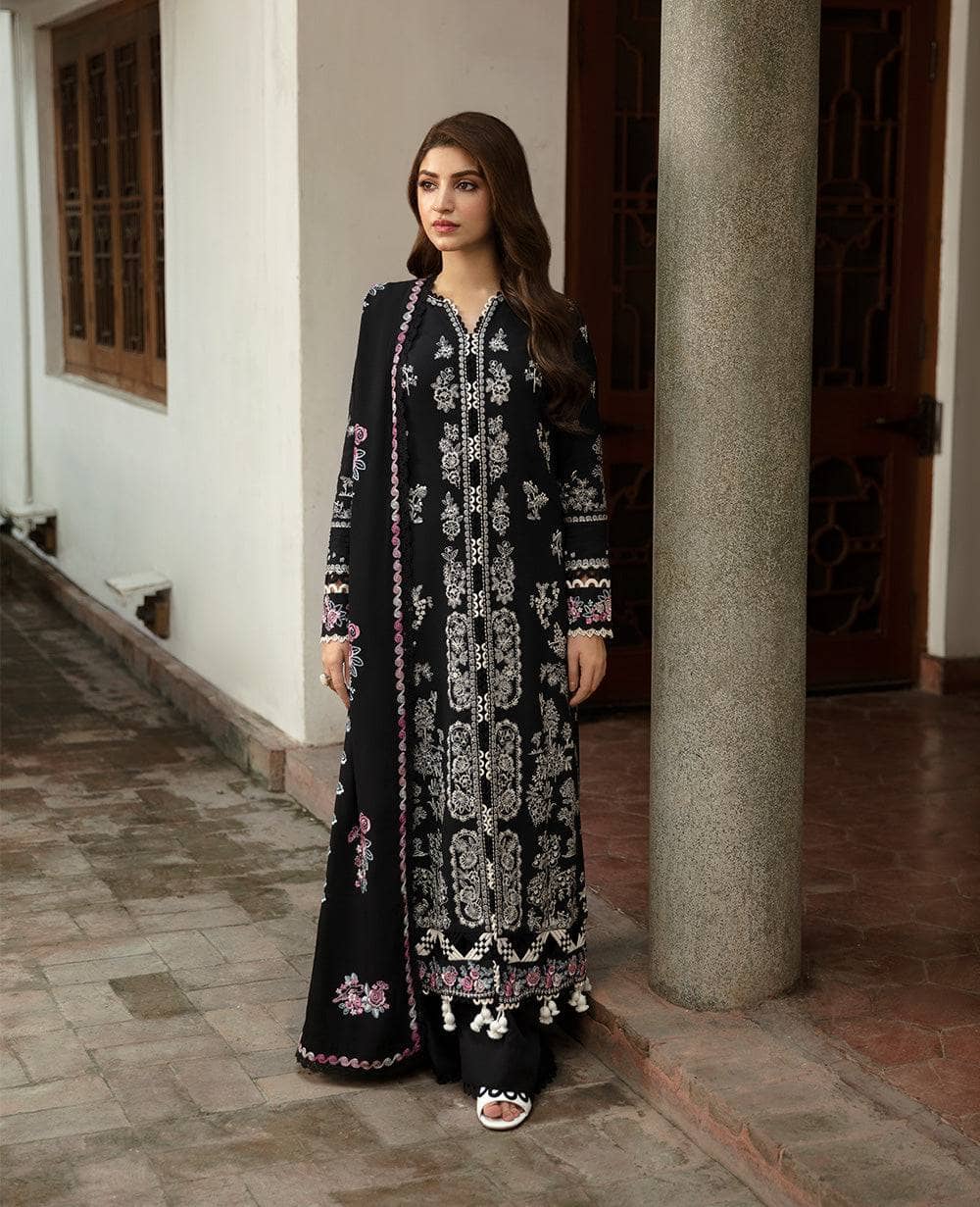 Republic Womenswear Lawn Pakistani Suit Republic Womenswear Winter 24/D9 (Mira)