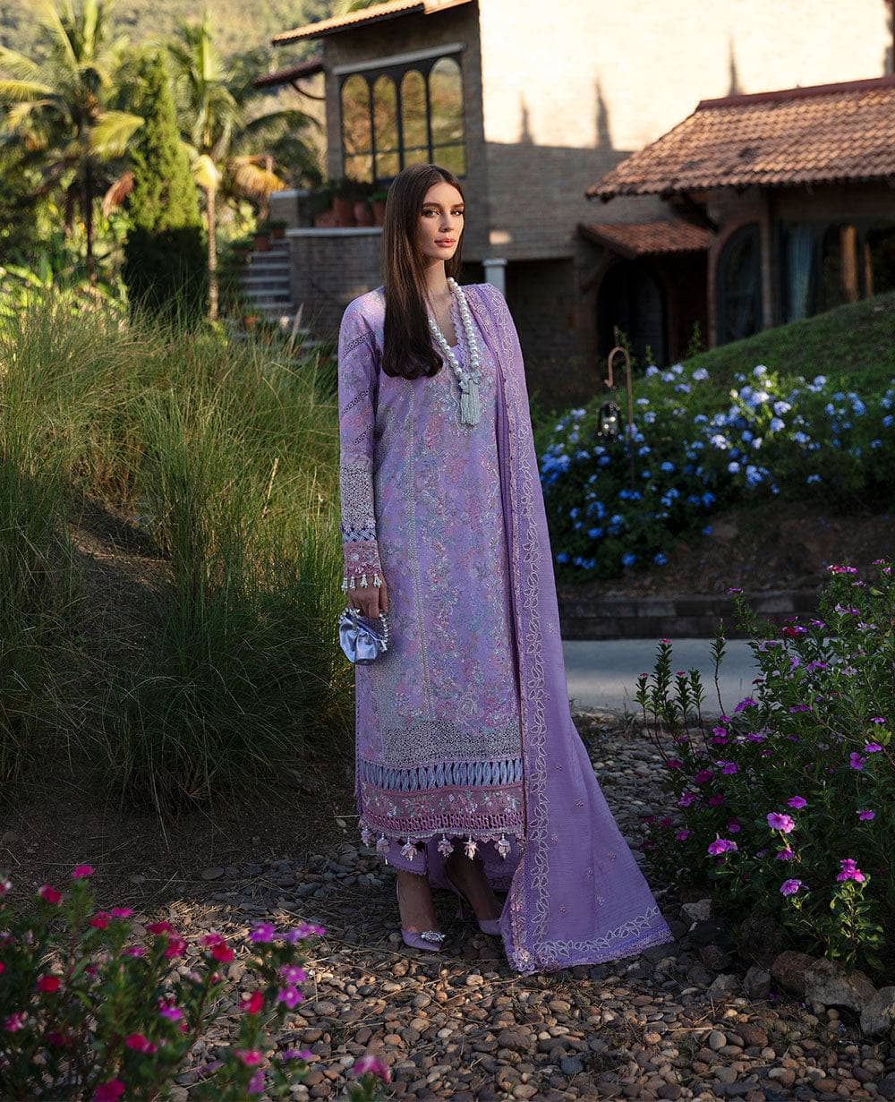 img_republic_womenswear_lawn_24_awwal_boutique