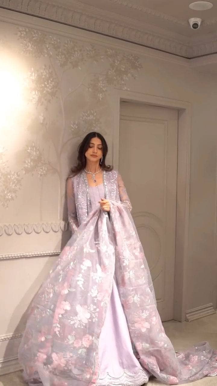 img_republic_womanswear_awwal_boutique