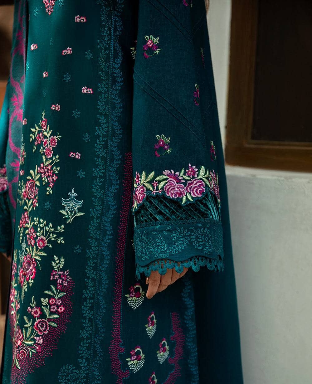 Republic Womenswear Winter Pakistani Suits Republic Womenswear Winter 24/D11 (Omari)