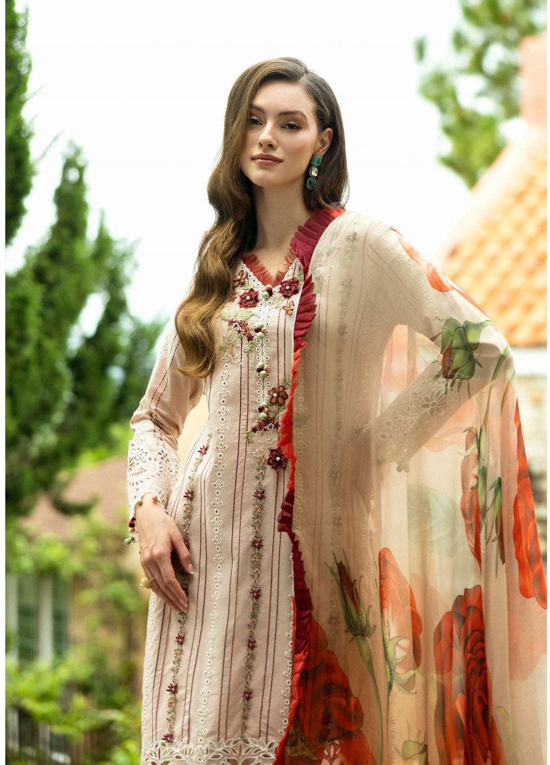 img_roheenaz_lawn_awwal_boutique