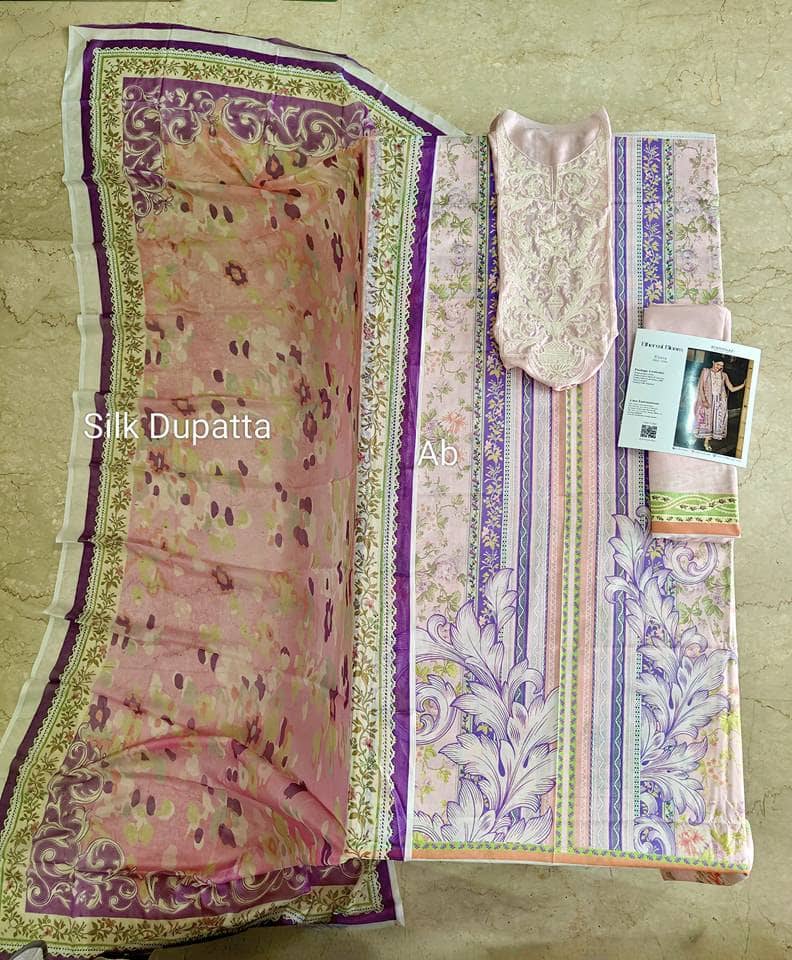 img_roheenaz_lawn_awwal_boutique