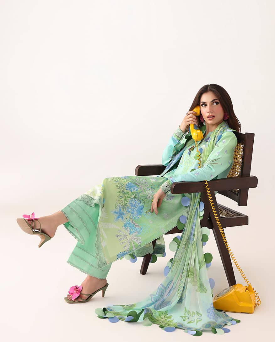 img_roheenaz_rosette_lawn_awwal_boutique