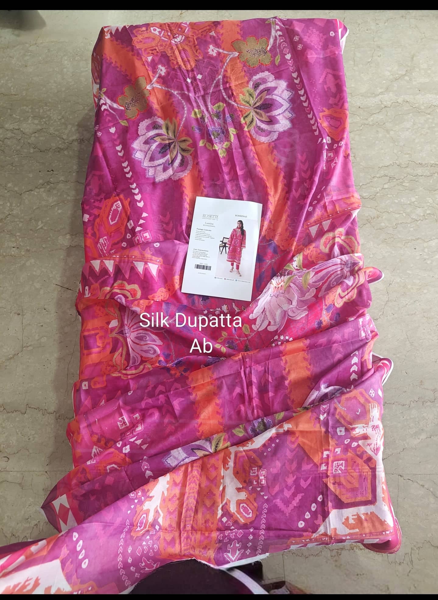 img_roheenaz_rosette_lawn_awwal_boutique