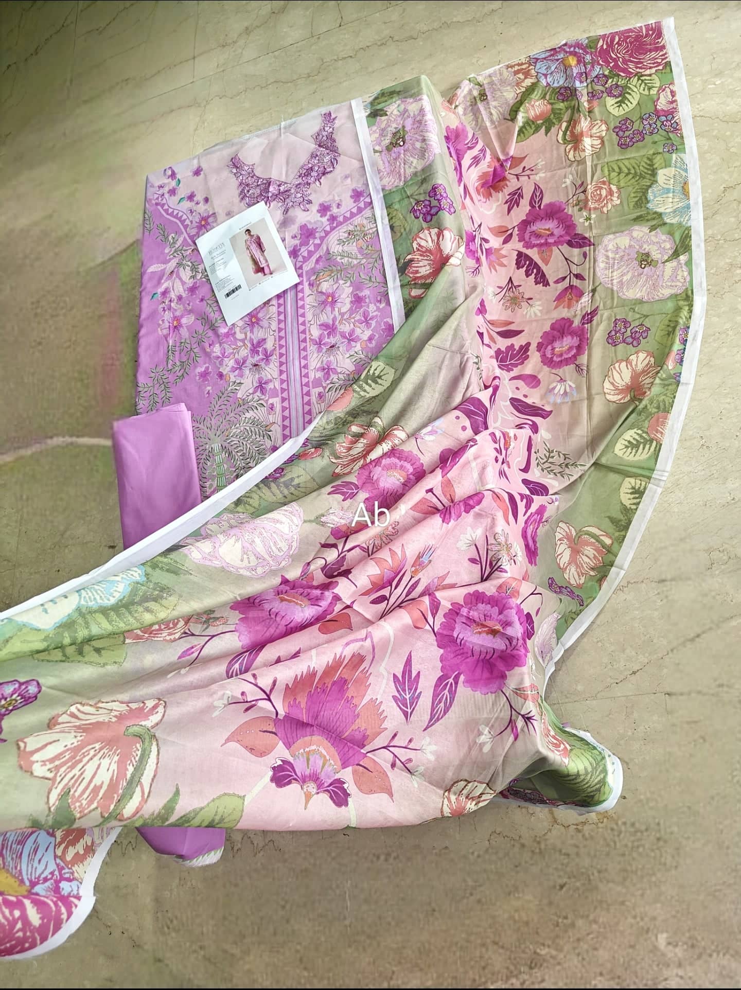 img_roheenaz_rosette_lawn_awwal_boutique