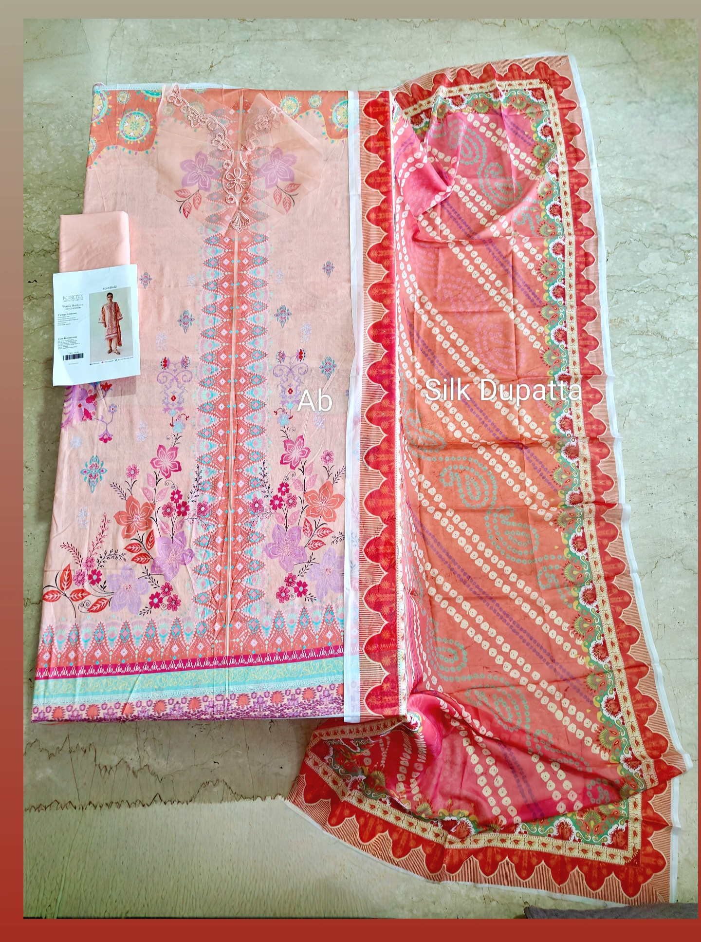 img_roheenaz_lawn_awwal_boutique