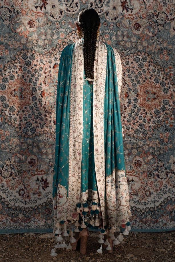 img_sana_safinaz_winter_23_awwal_boutique