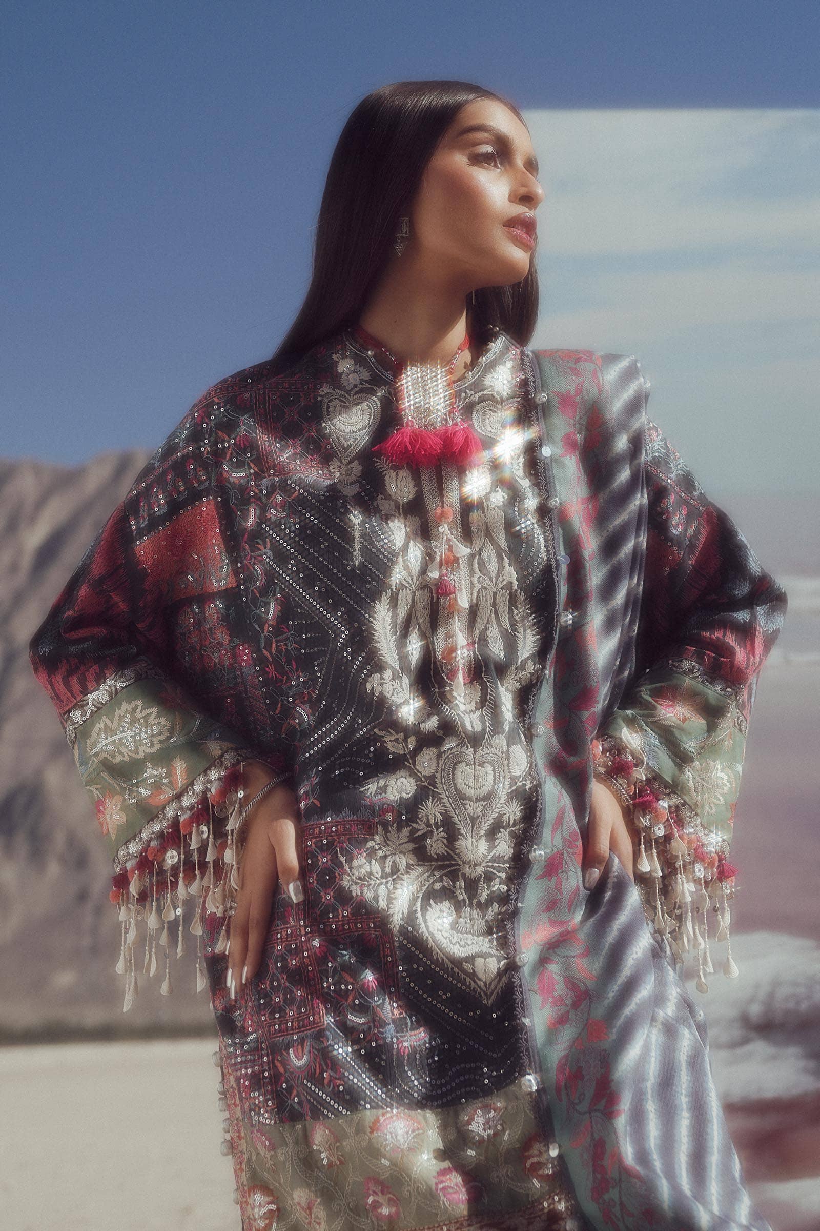 img_sana_safinaz_winter_shawl_collectoon_awwal_boutique