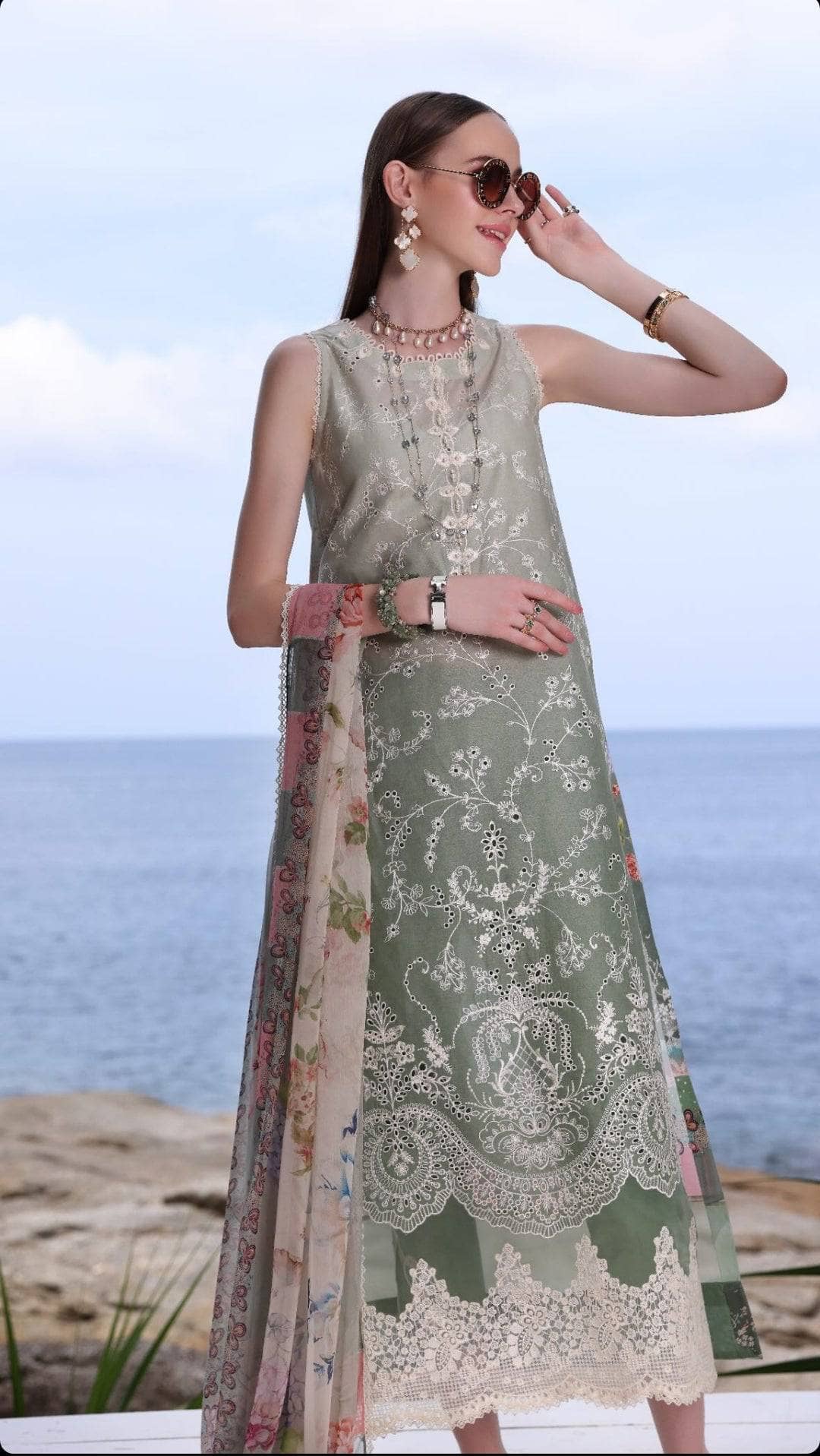 img_saadia_asad_noor_luxe_printkari_awwal_boutique