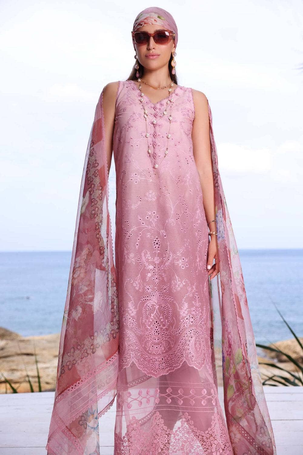 img_saadia_asad_noor_luxe_printkari_awwal_boutique