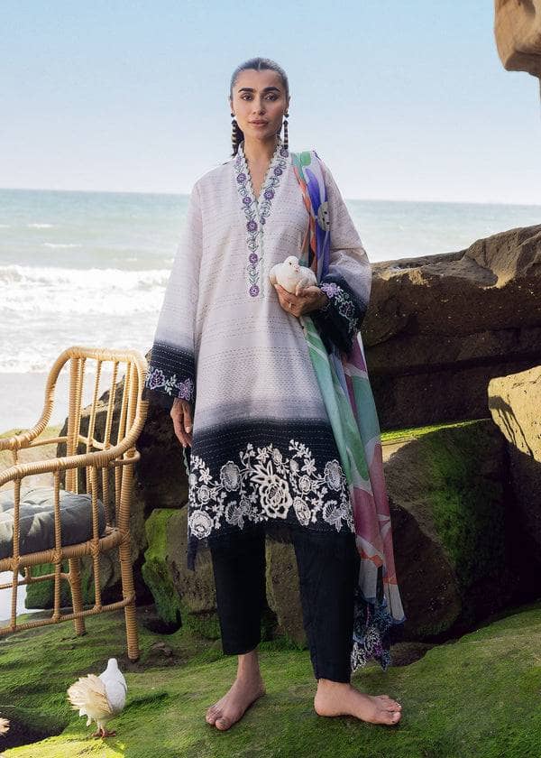 img_sadaf_fawad_khan_awwal_boutique