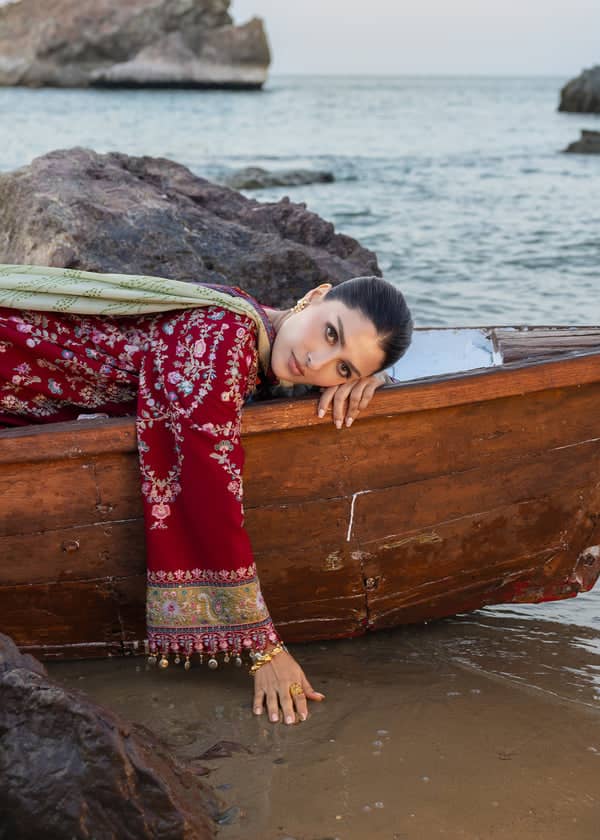 Sadaf Fawad Khan Siraa Lawn 26/Aatish