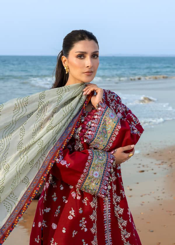 Sadaf Fawad Khan Siraa Lawn 26/Aatish